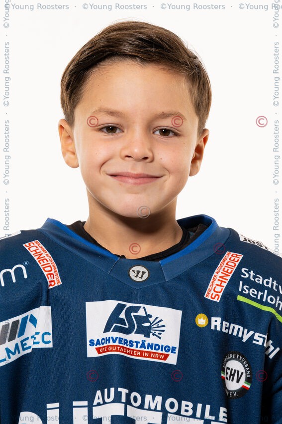 Arian Mrozek